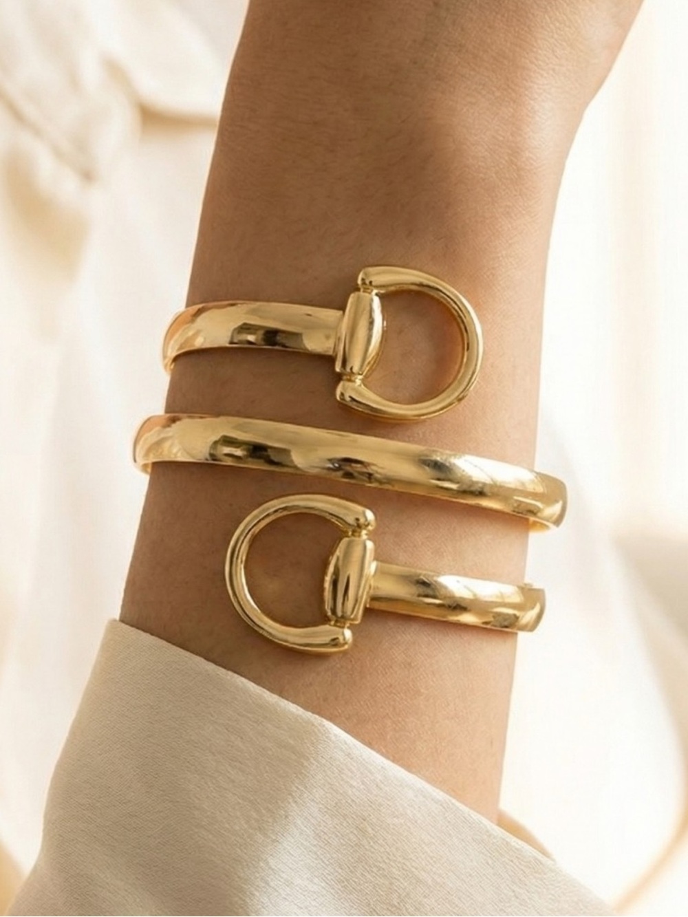 ShopEvelynne Polished Gold Double Horse Open Cuff Bracelet